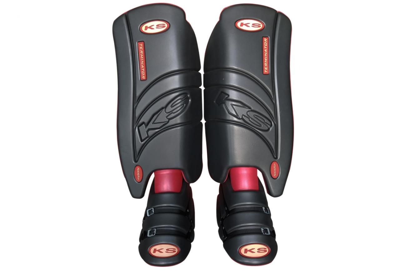 ks absorption legguards + kickers black|red